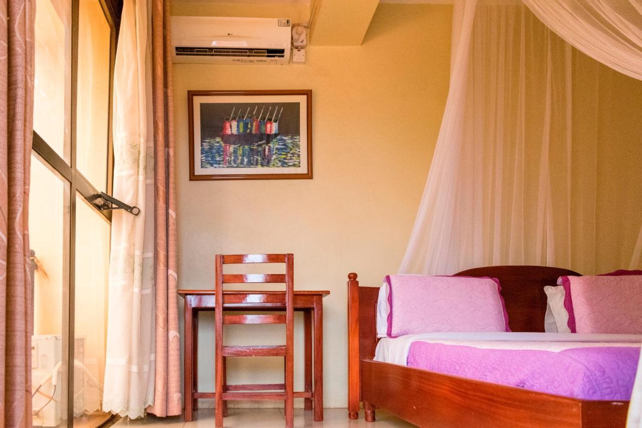 Kahondo Buffalo Hotel Kampala Makerere Exterior foto